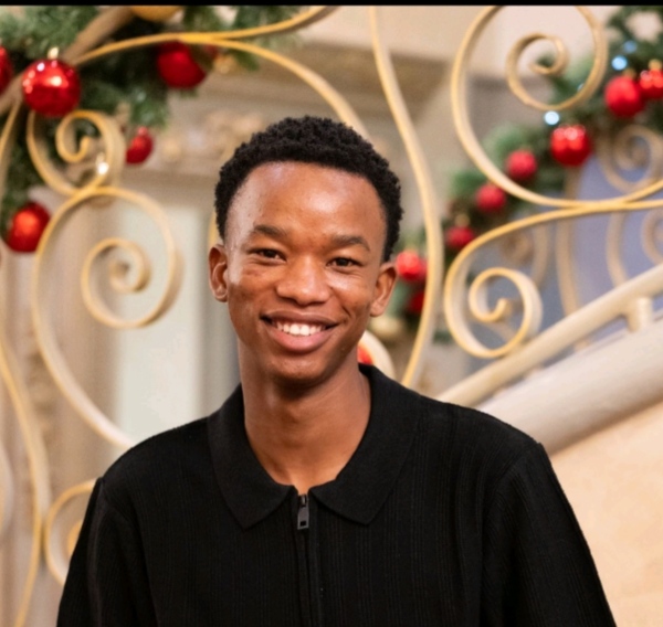Mr F Mosehla